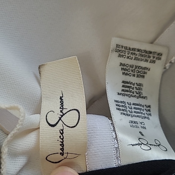 Jessica Simpson Black and Cream One Piece Swimsuit Size Small - Picture 6 of 8